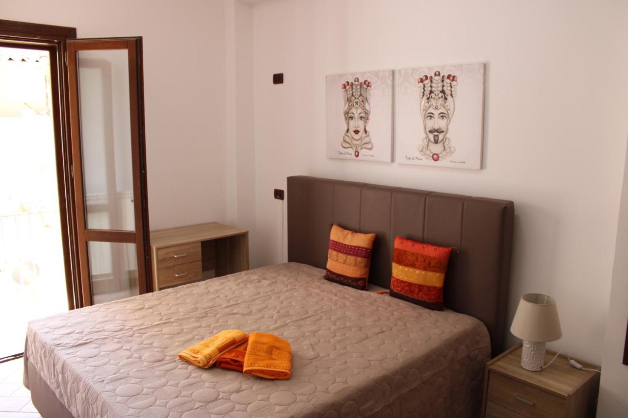 B&B Casa Giuliana Balestrate Bagian luar foto