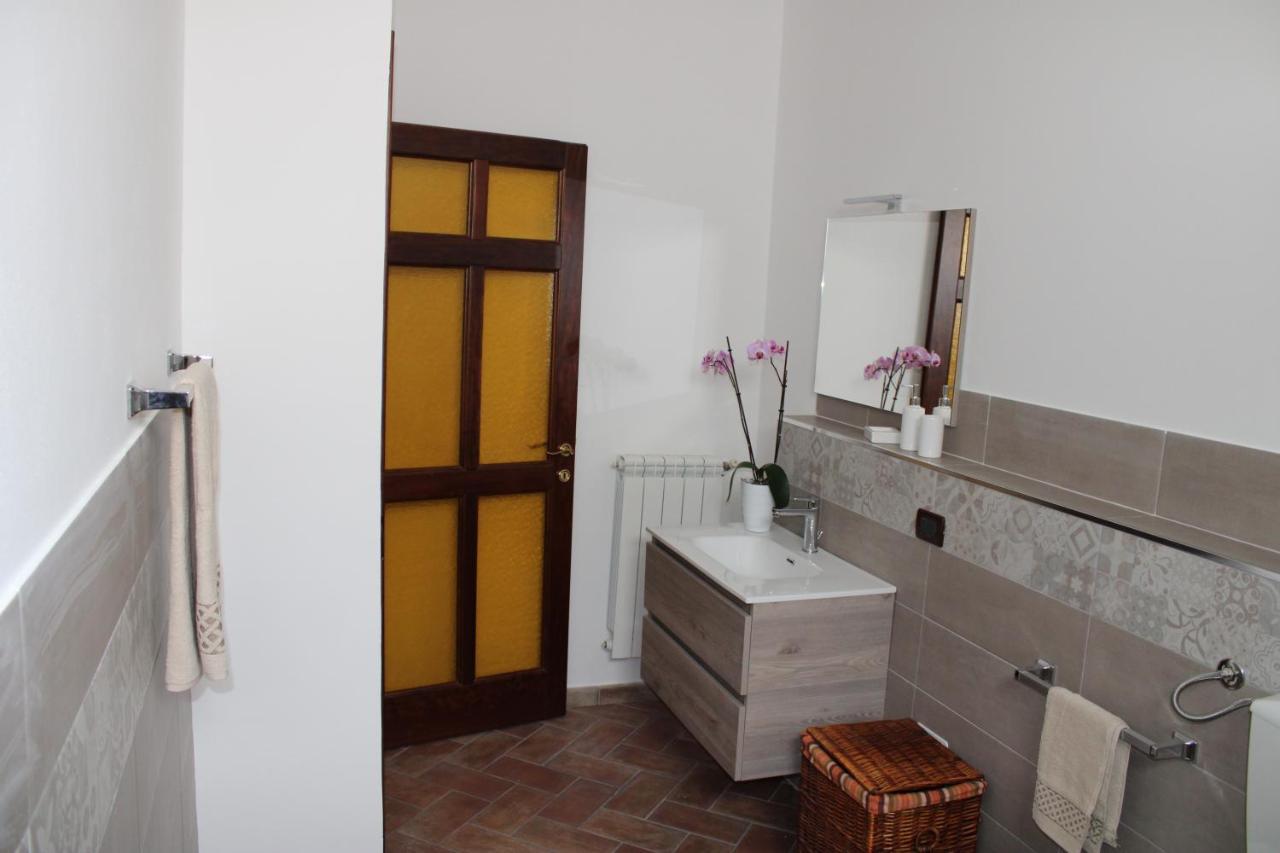 B&B Casa Giuliana Balestrate Bagian luar foto